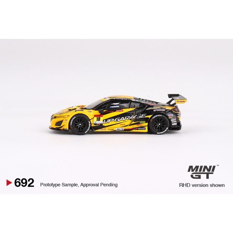  Mô hình xe Honda NSX GT3 EVO22 #18 1:64 MiniGT 