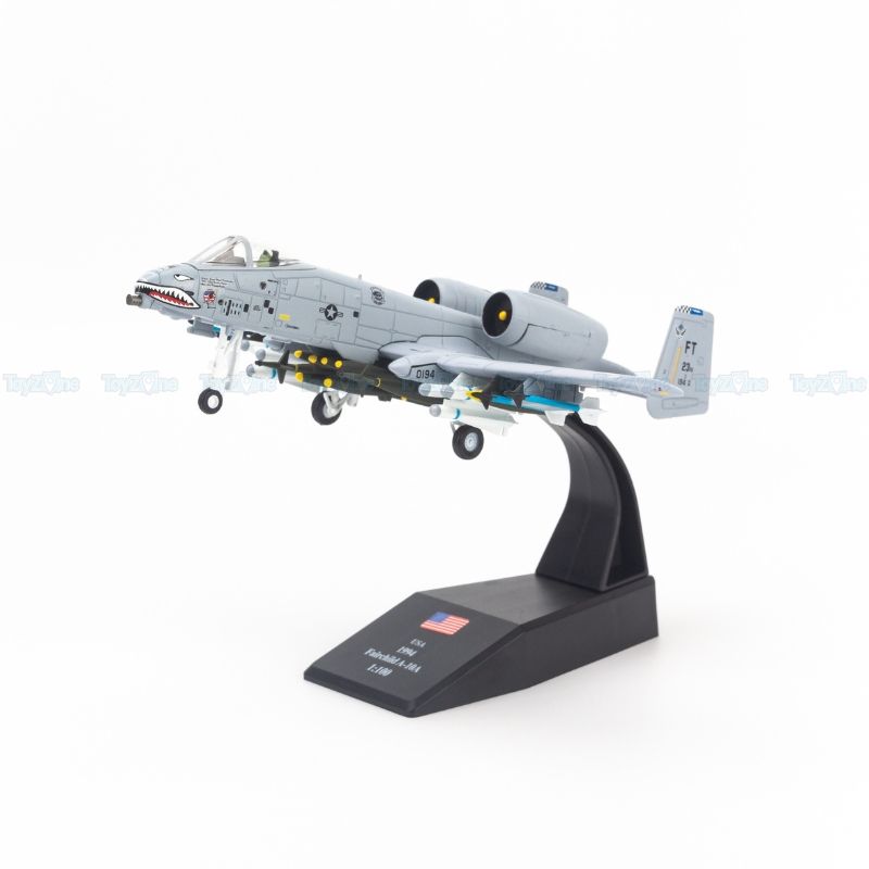 Mô hình máy bay chiến đấu A-10 Thunderbolt II Fairchild Republic USA 1:100 Amer