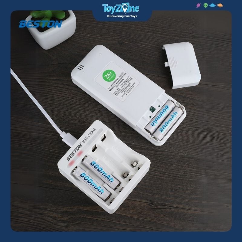 Bộ sạc pin 4 khe BST-C8002 BESTON