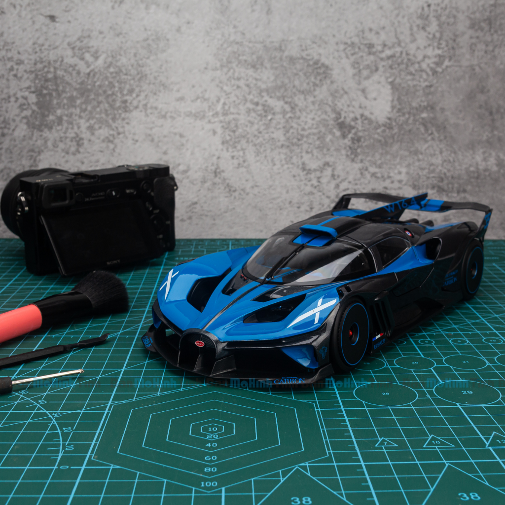 Mô hình xe Bugatti Bolide W164 year 2020 carbon 118 Bburago 8130  Cửa  Hàng Mô Hình Autono1vn