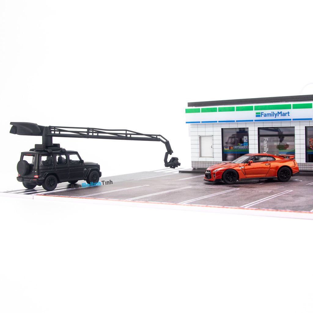  Mô hình xe Mercedes Benz AMG G63 Camera Car Russian ARM 1:64 Xcartoys 