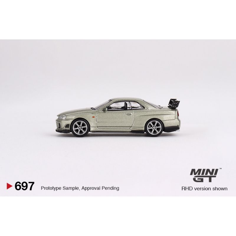Mô hình xe Nissan Skyline GTR Tommykaira R-z 1:64 MiniGT