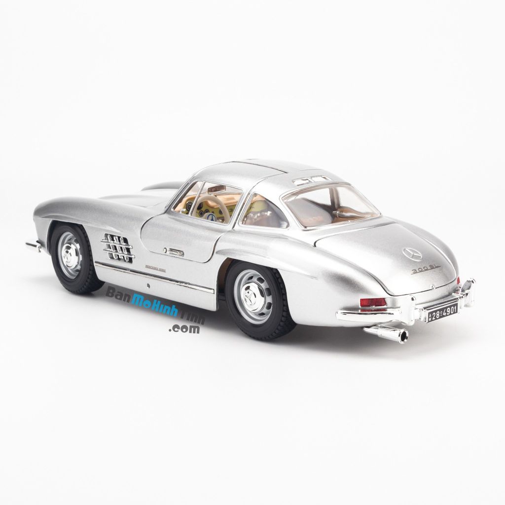 Mô hình xe Mercedes-Benz 300SL 1954 1:18 Bburago Silver (2)