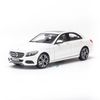 Mô hình xe Mercedes Benz C200 2015 1:18 Norev White (1)