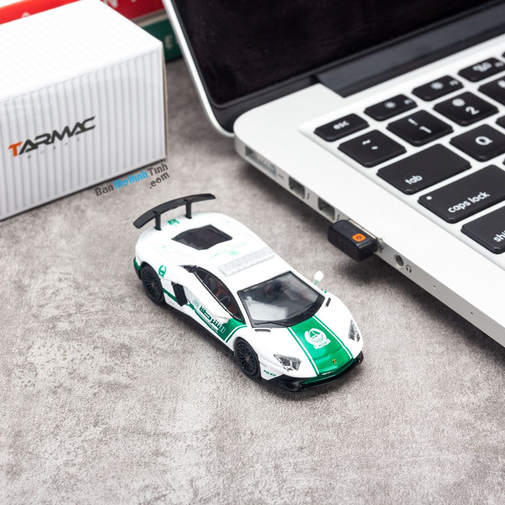  Mô hình xe Lamborghini Aventador Police LP750-4 1:64 Tarmac Works 