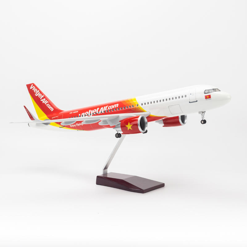 Mô hình máy bay Airbus Vietjet Air 47cm lắp ráp có đèn Everfly VG93