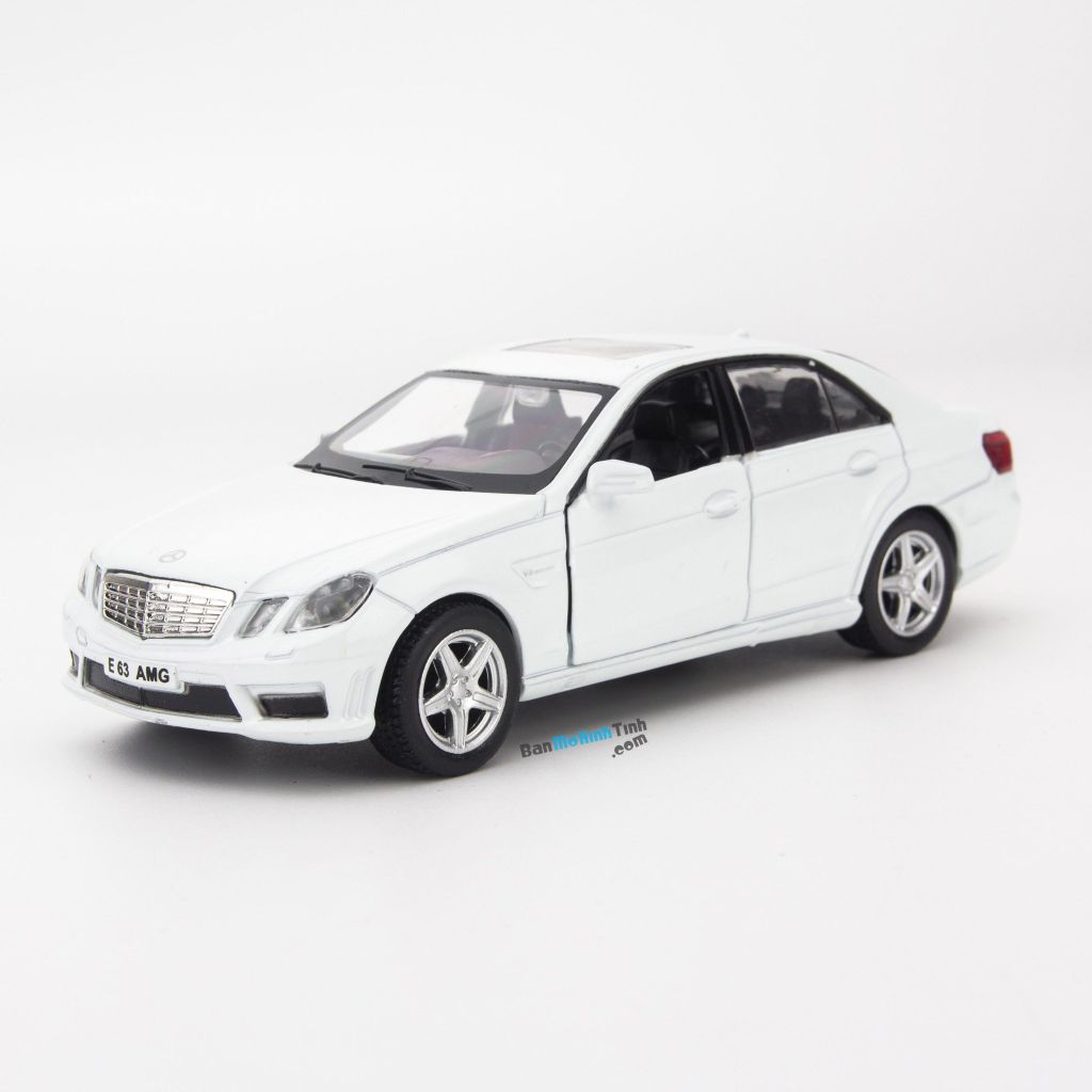 Mô hình Mercedes Benz E63 1:36 Uni White (1)