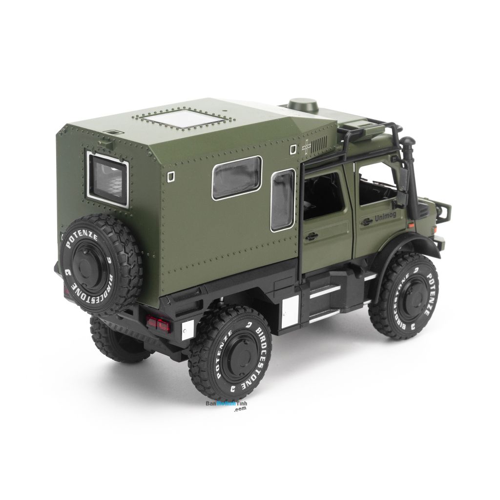 Mô hình xe bọc thép Mercedes Benz Unimog 1:28 Chimei Model