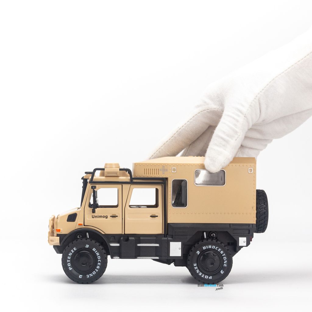 Mô hình xe bọc thép Mercedes Benz Unimog 1:28 Chimei Model