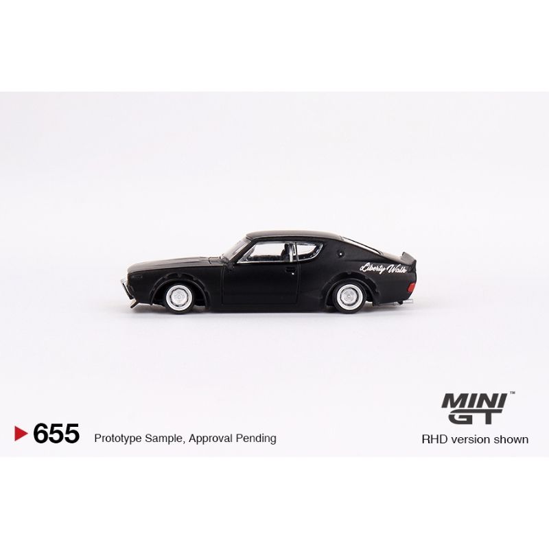 Mô hình xe Nissan Skyline Kenmeri Liberty Walk 1:64 MiniGT