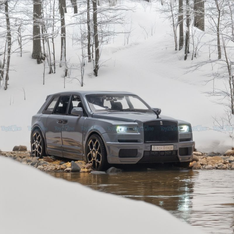  Mô hình xe Rolls Royce Cullinan Black Badge 1:32 Alloy Car Model 