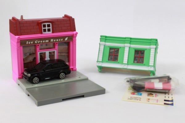  Mô hình Diorama Ice Cream House - Range Rover Sport 1:64 UNI (614015) 