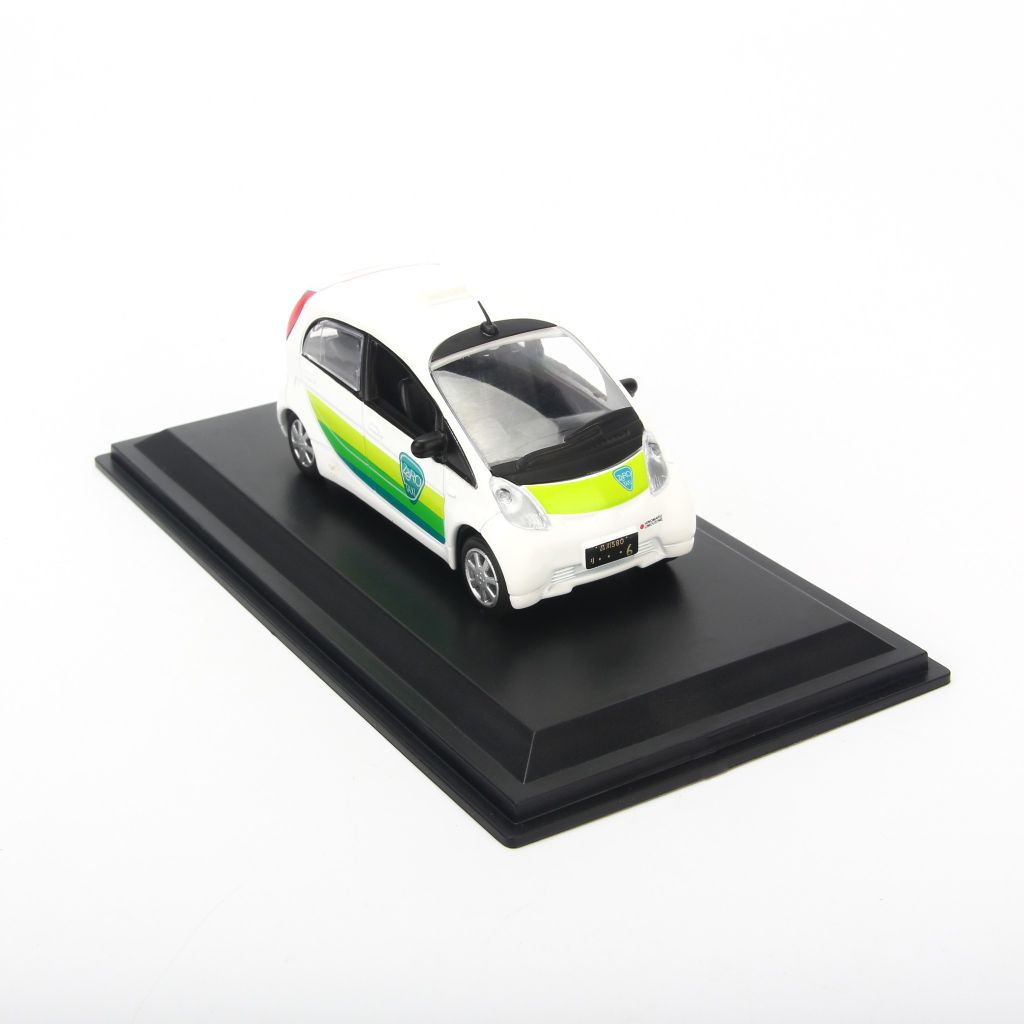 Mô hình xe Mitsubitshi Miev Tokyo 2010 - Taxi Leo 1:43