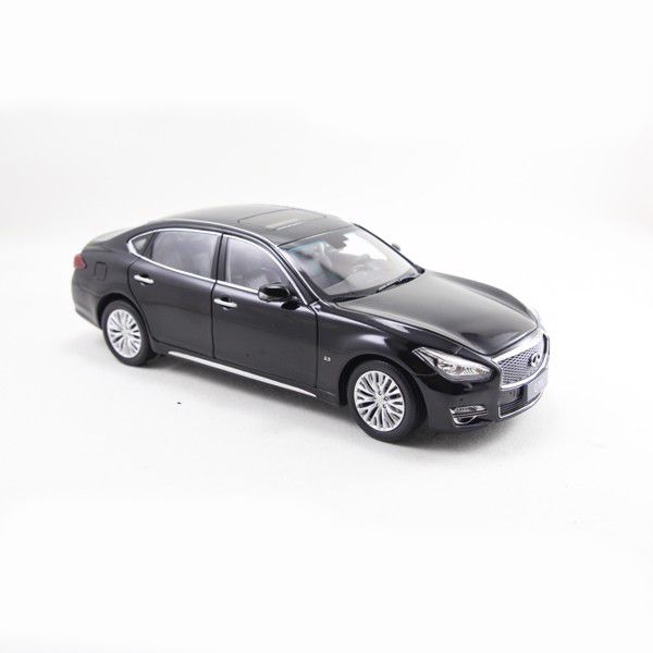  Mô hình xe Infiniti Q70L Black 1:18 Dealer 