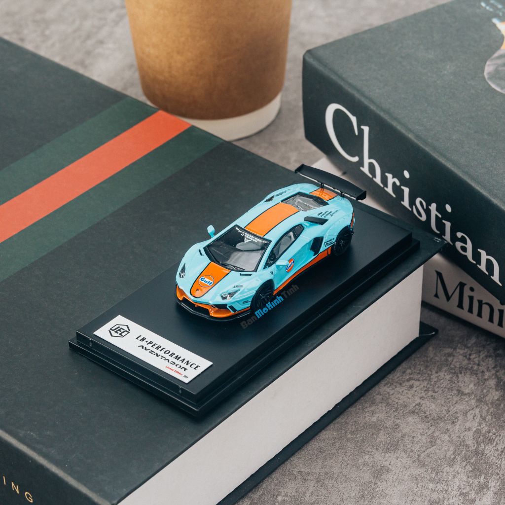  Mô hình xe Lamborghini Aventador LB*Performance Limited 999 1:64 JEC 