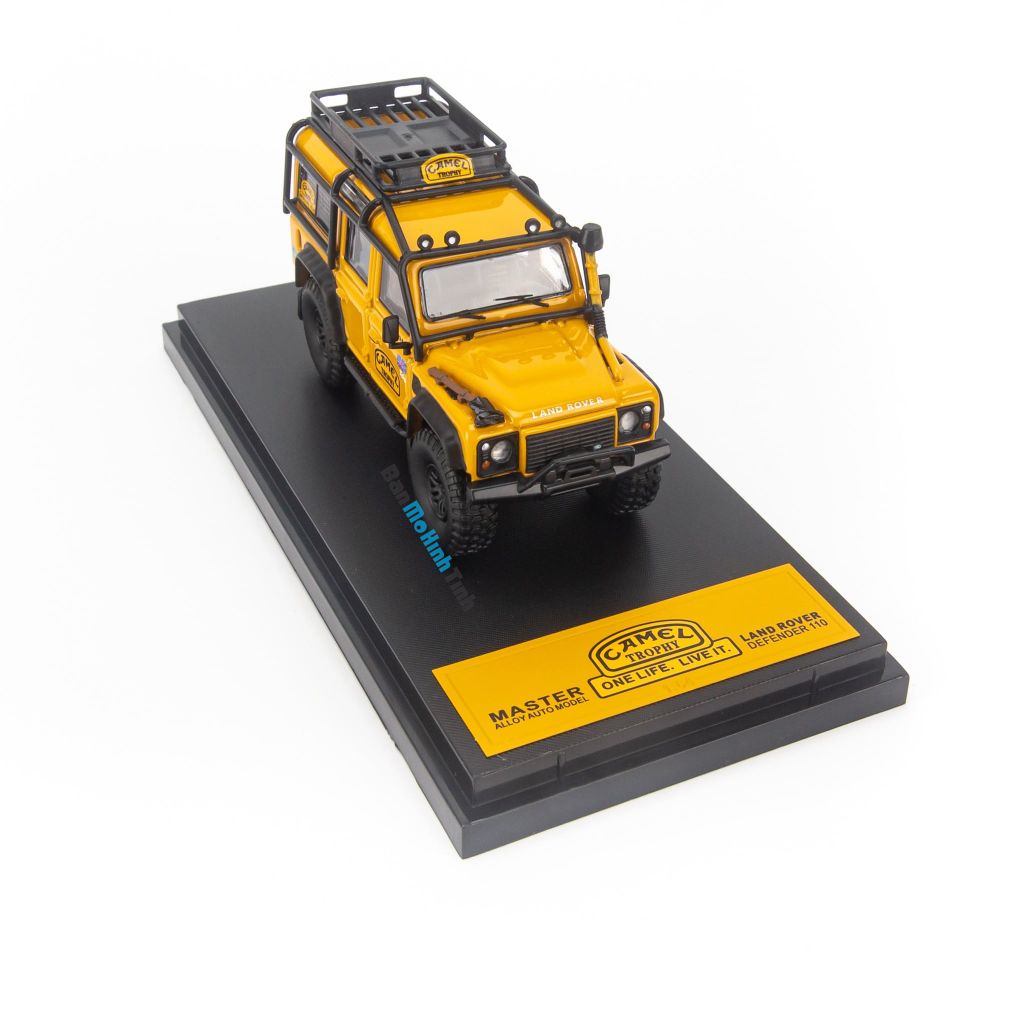 Mô hình xe Land Rover Defender 110 1:64 Master