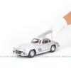 Mô hình xe Mercedes Benz 300SL 1954 Coupe 1:18 Norev