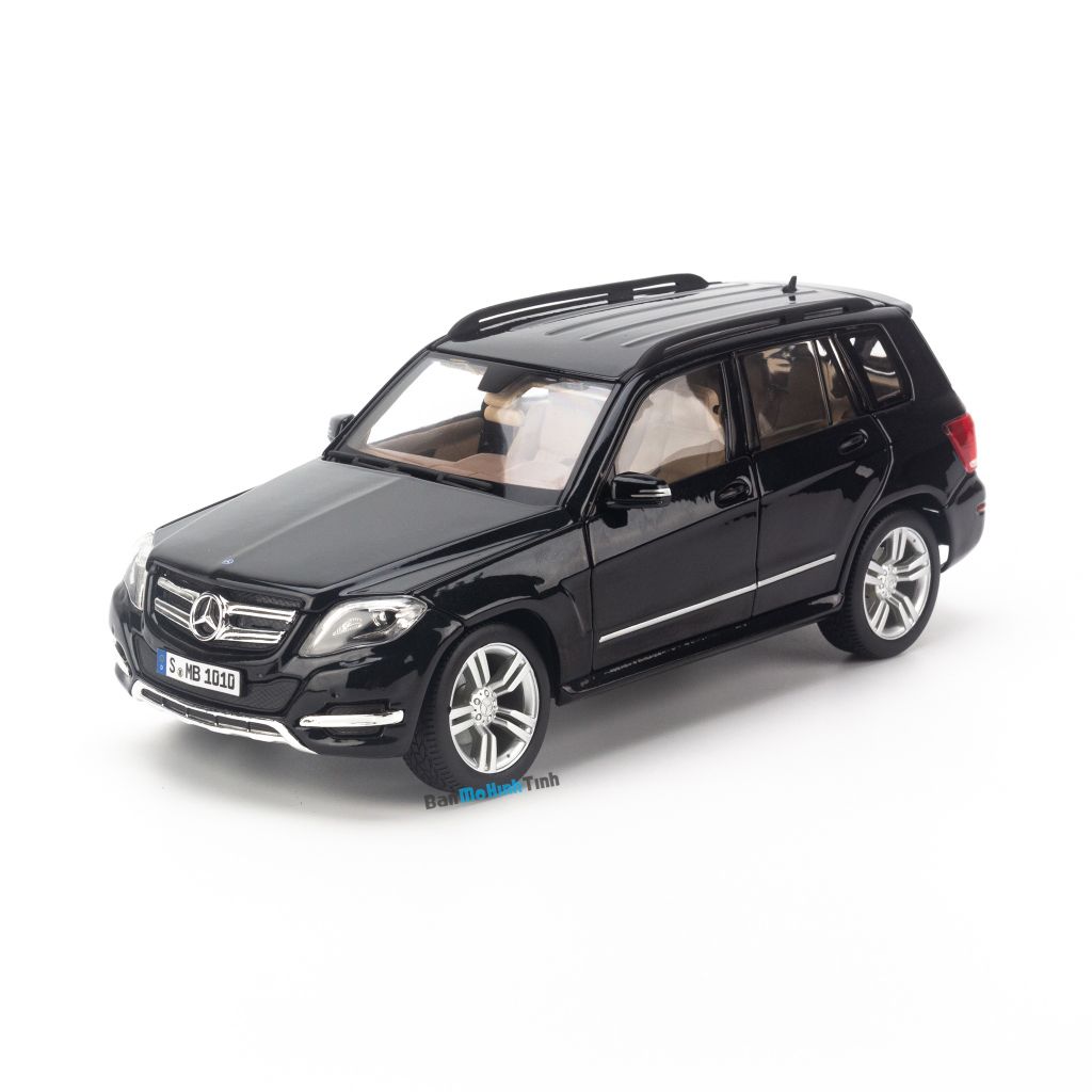 Mô hình xe Mercedes-Benz GLK Class 1:18 Maisto