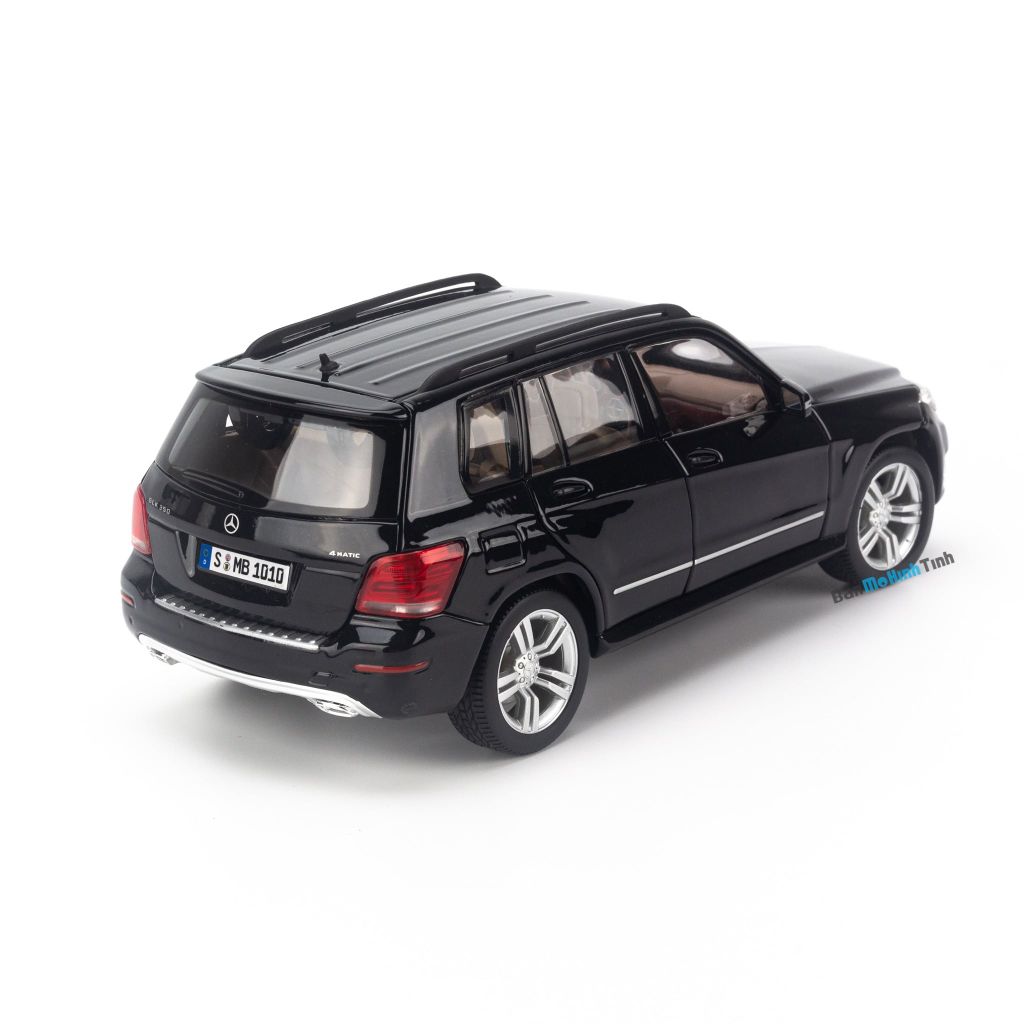 Mô hình xe Mercedes-Benz GLK Class 1:18 Maisto
