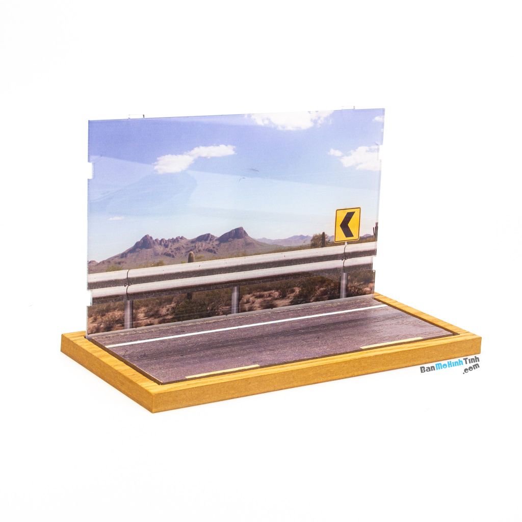 Mô hình Diorama 1:18 Mountain Road (1)
