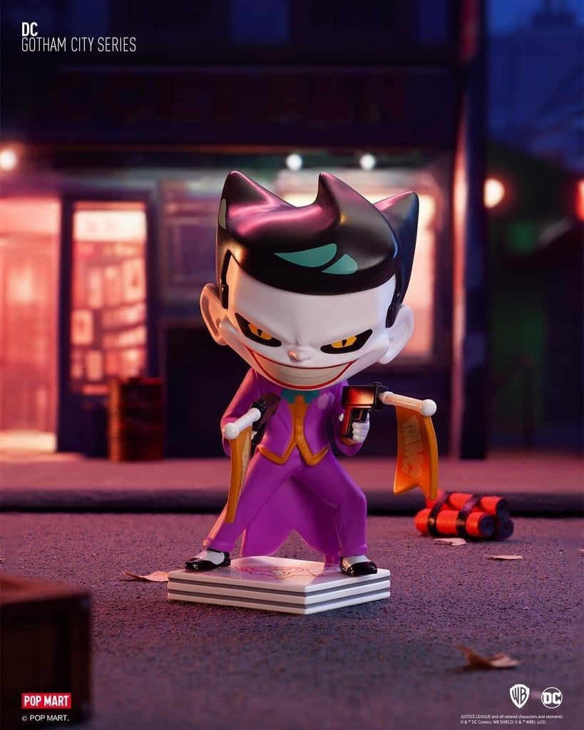 Mô hình đồ chơi Blind box DC Gotham City Series (Thành Phố Gotham DC) POP MART