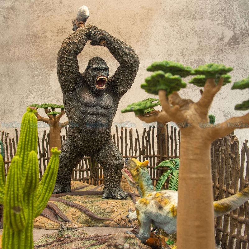  Mô hình King Kong With Axe TNG 