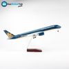  Mô hình máy bay Vietnam Airlines 47cm lắp ráp có đèn Everfly 