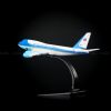 Mô hình máy bay Air Force One Boeing B747 16cm Everfly V&G17