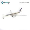 Mô hình máy bay Singapore Airlines 47cm lắp ráp có đèn Everfly