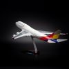 Mô hình máy bay Asiana Airlines Boeing B747 47cm lắp ráp có đèn Everfly