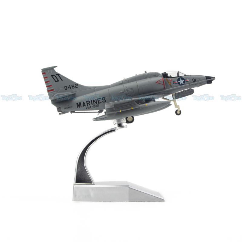 Mô hình máy bay chiến đấu A-4 Skyhawk US Marine 1:72 NsModel