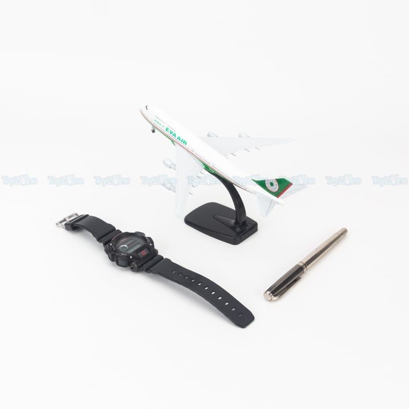 Mô hình máy bay Eva Air Boeing B747 20cm Everfly VG411