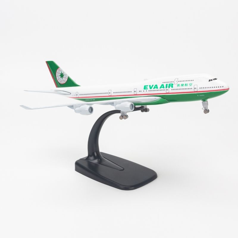 Mô hình máy bay Eva Air Boeing B747 20cm Everfly VG411