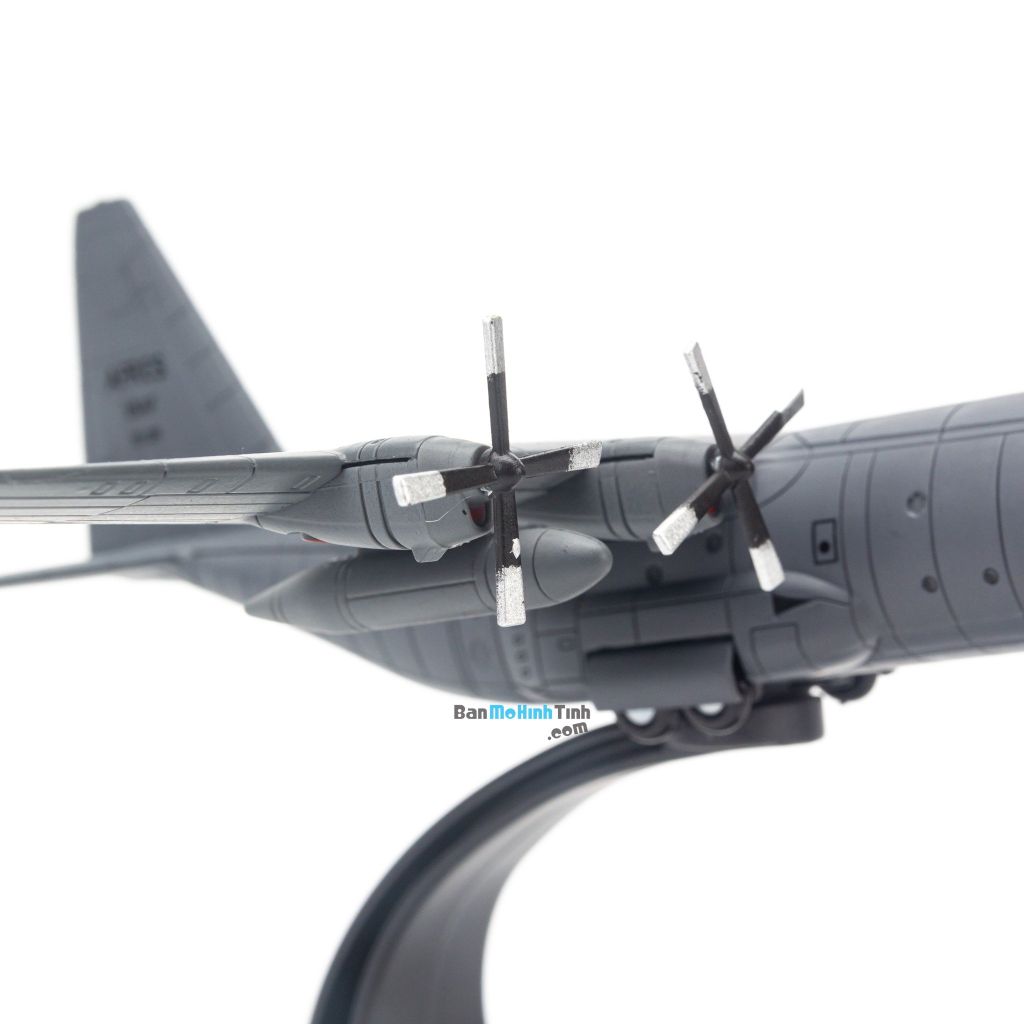  Mô hình máy bay chiến đấu Lockheed AC-130A 1995 1:200 Amer 