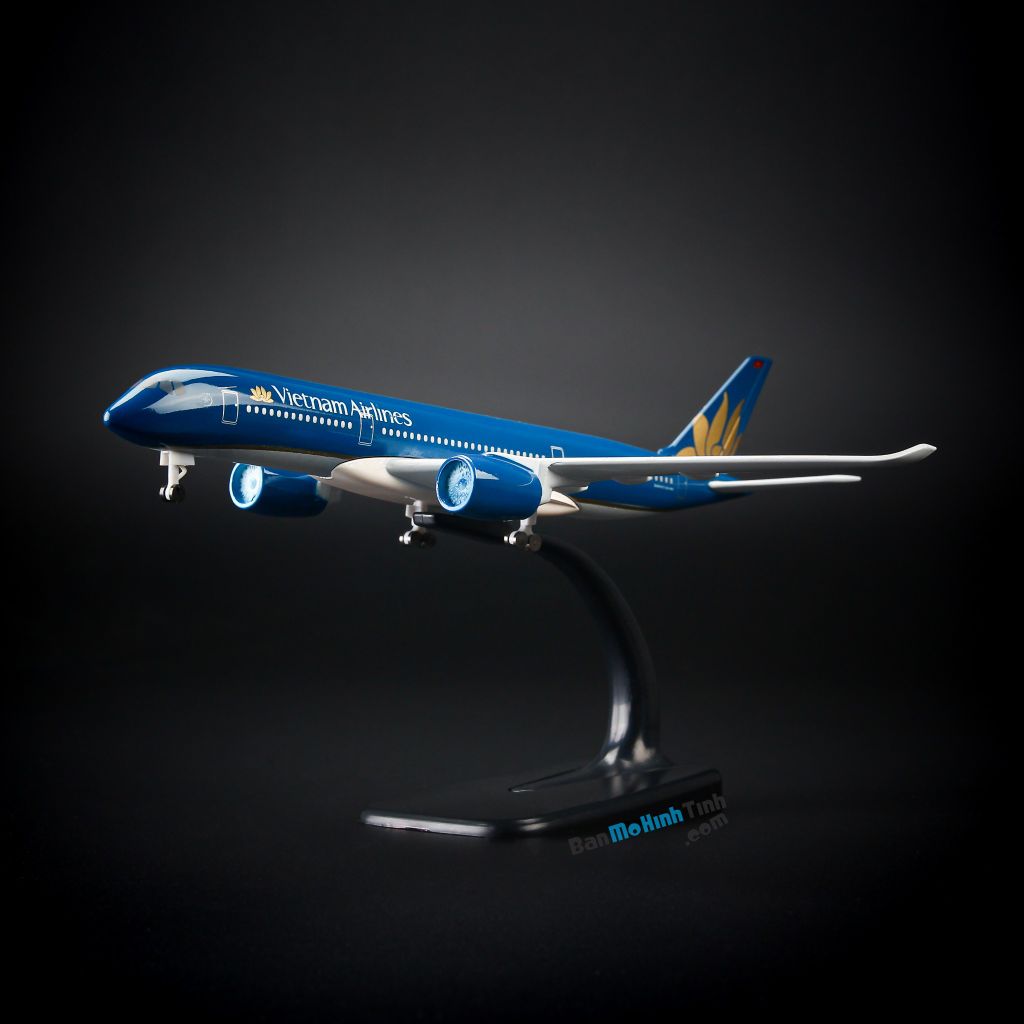 Cận cảnh quá trình lắp ráp tàu bay Boeing 78710 của Vietnam Airlines   YouTube