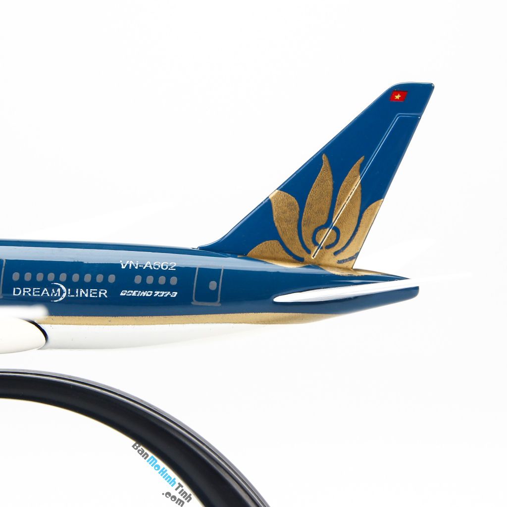 Mô hình máy bay tĩnh B777300ER Vietnam Airlines 18cm có bánh xe  Toy  Airplanes  Facebook Marketplace  Facebook