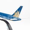  Mô hình máy bay Vietnam Airlines 20cm Everfly 