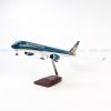  Mô hình máy bay Vietnam Airlines 47cm lắp ráp có đèn Everfly 