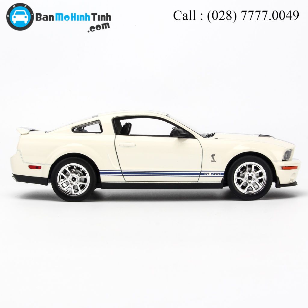 Mô hình xe Shelby Cobra GT500 2007 White 1:24 Welly - 22473