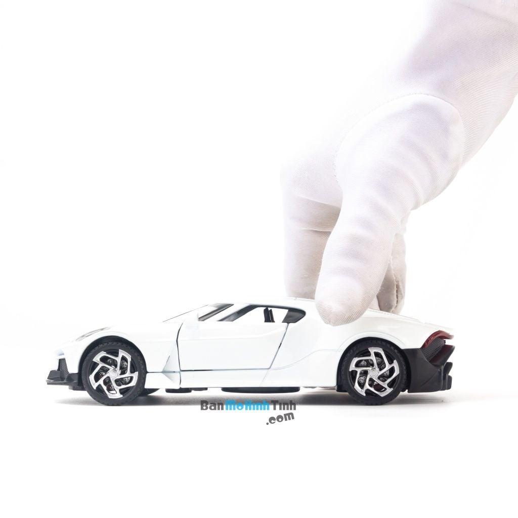 Mô hình tĩnh siêu xe Bugatti La Voiture Noire 1:32 XHO White giá rẻ (12)