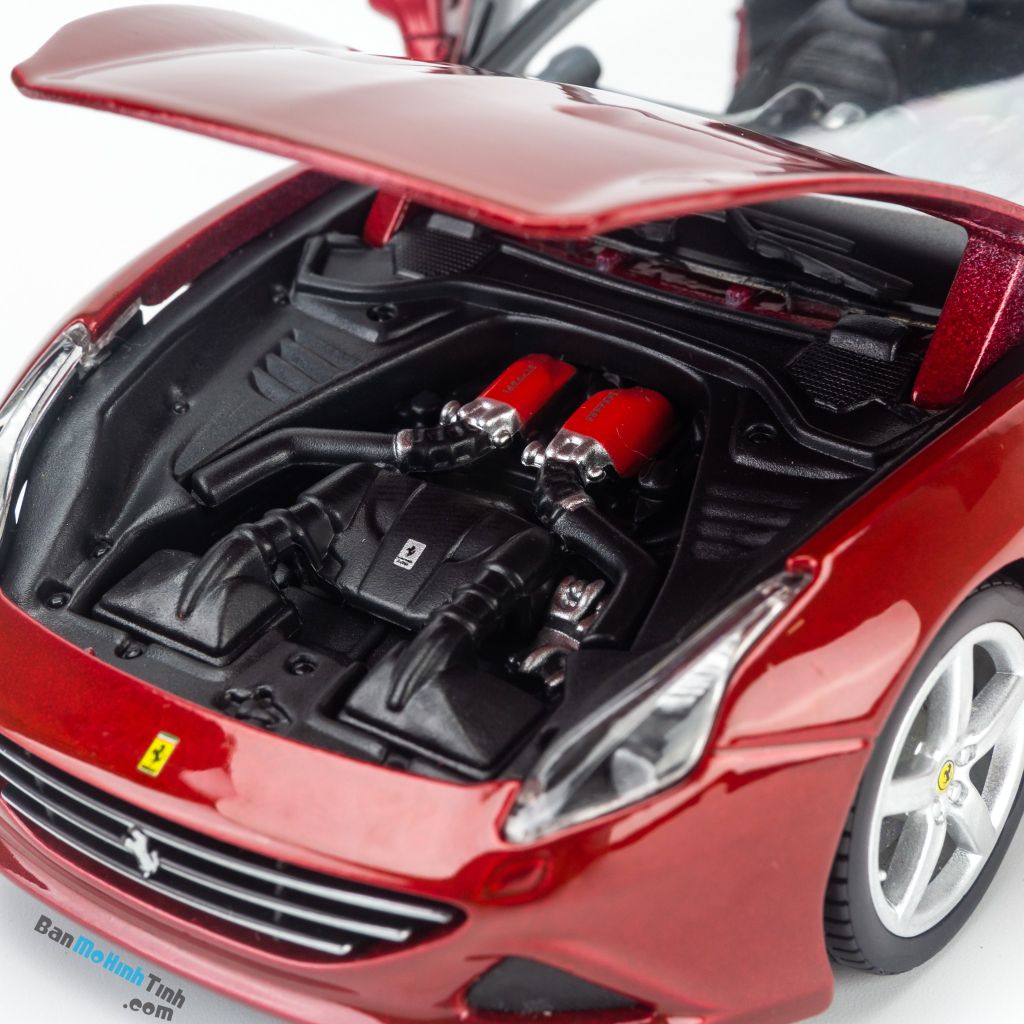  Mô hình xe Ferrari California T Open Top 1:24 Bburago MH26011 