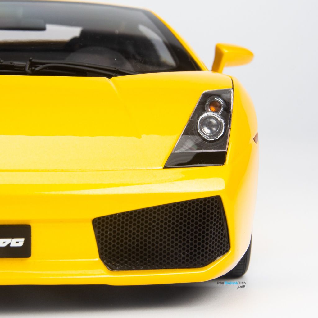 Mô hình siêu xe Lamborghini Gallardo Yellow 1:12 Autoart tốt nhất việt nam (14)