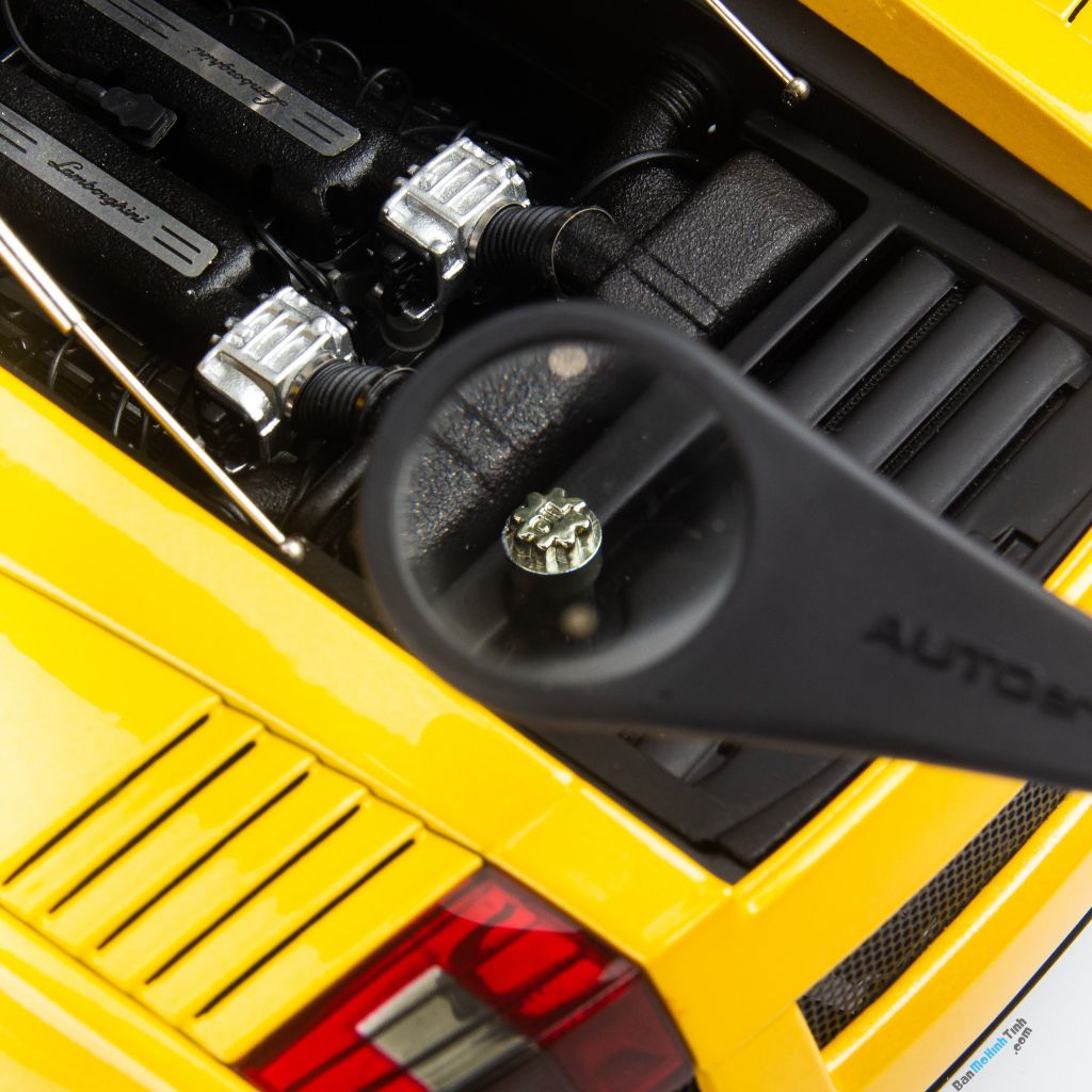 Mô hình siêu xe Lamborghini Gallardo Yellow 1:12 Autoart tốt nhất việt nam (28)