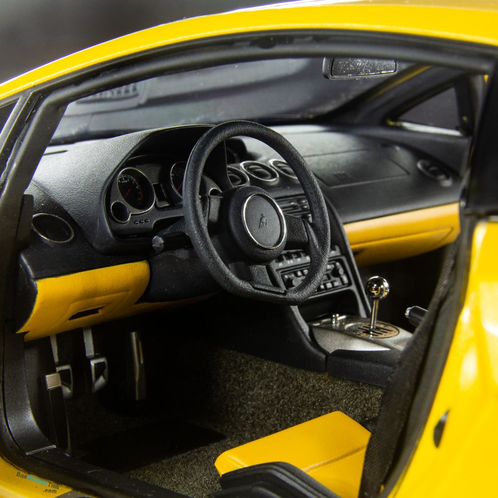 Mô hình siêu xe Lamborghini Gallardo Yellow 1:12 Autoart tốt nhất việt nam (19)