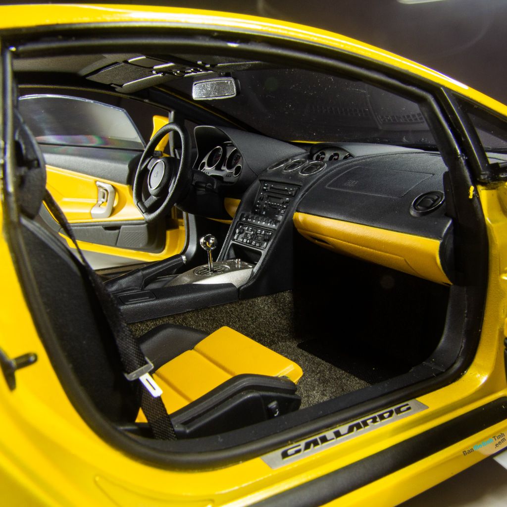 Mô hình siêu xe Lamborghini Gallardo Yellow 1:12 Autoart tốt nhất việt nam (25)