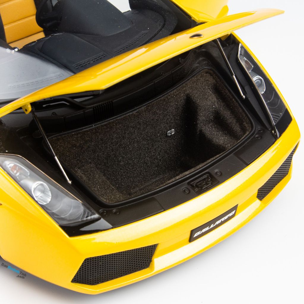 Mô hình siêu xe Lamborghini Gallardo Yellow 1:12 Autoart tốt nhất việt nam (22)