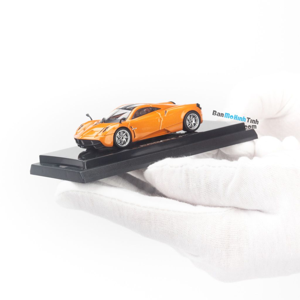 Mô hình siêu xe Pagani Huayra 1:64 Dealer Orange (6)