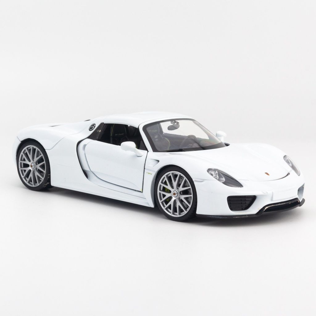 Mô hình xe Porsche 918 Spyder 1:24 Welly White