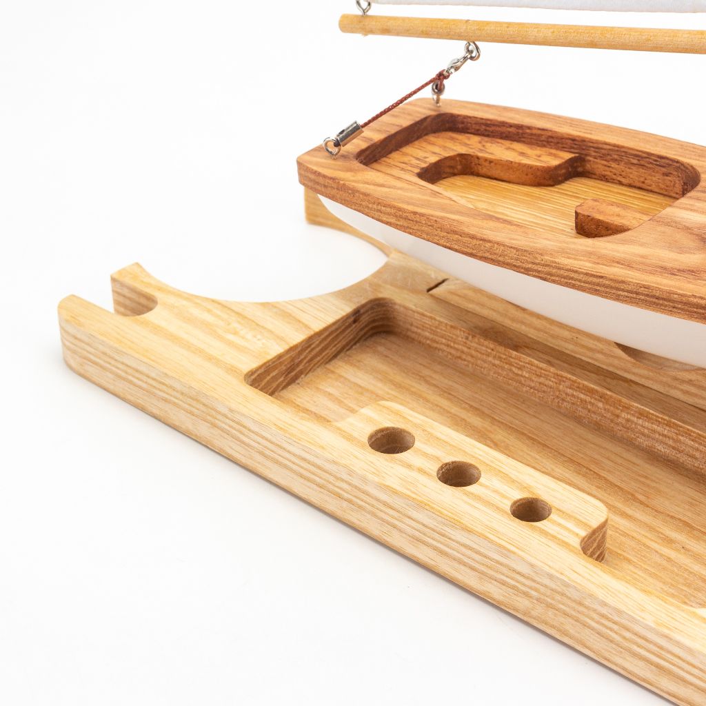 Mô hình thuyền buồm Lucky C200