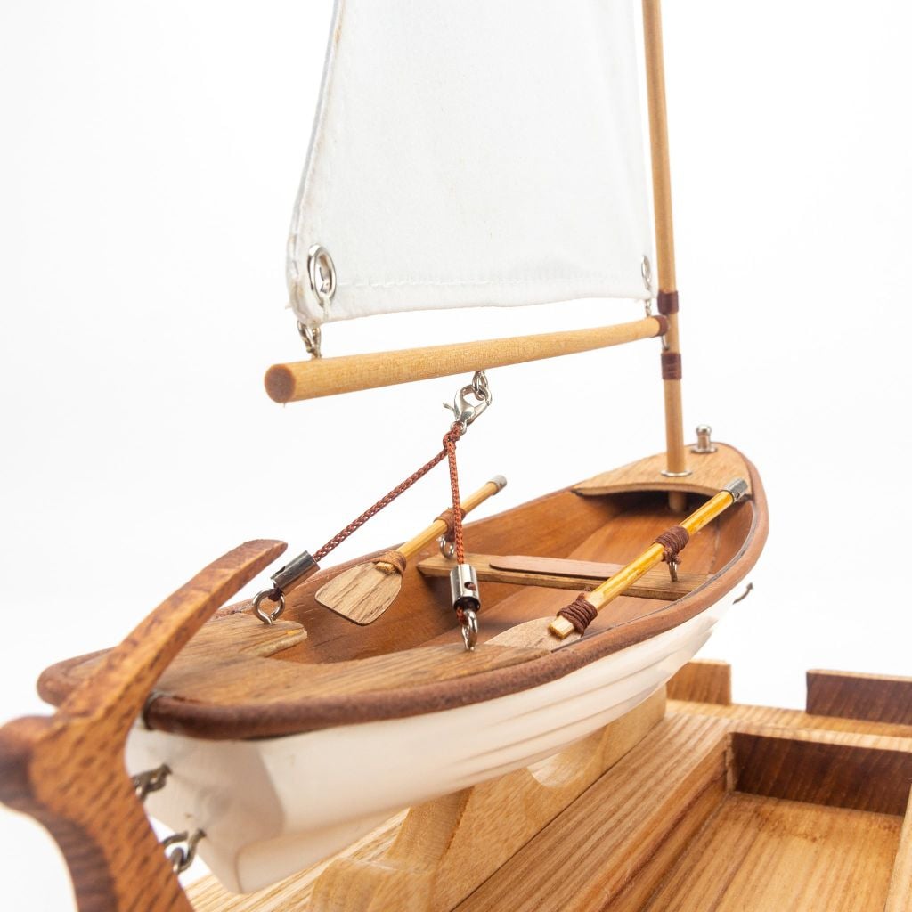 Mô hình thuyền buồm Lucky C250